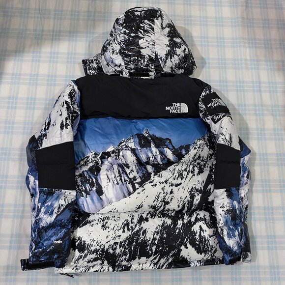 The North Face x Supreme Snow Mountain Print Down Jacket - Picture 6 of 13